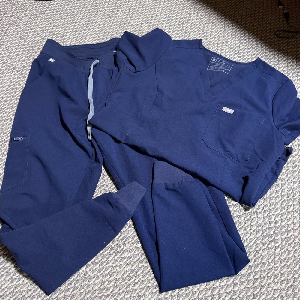 Figs Deep Blue Scrub Top & Bottoms